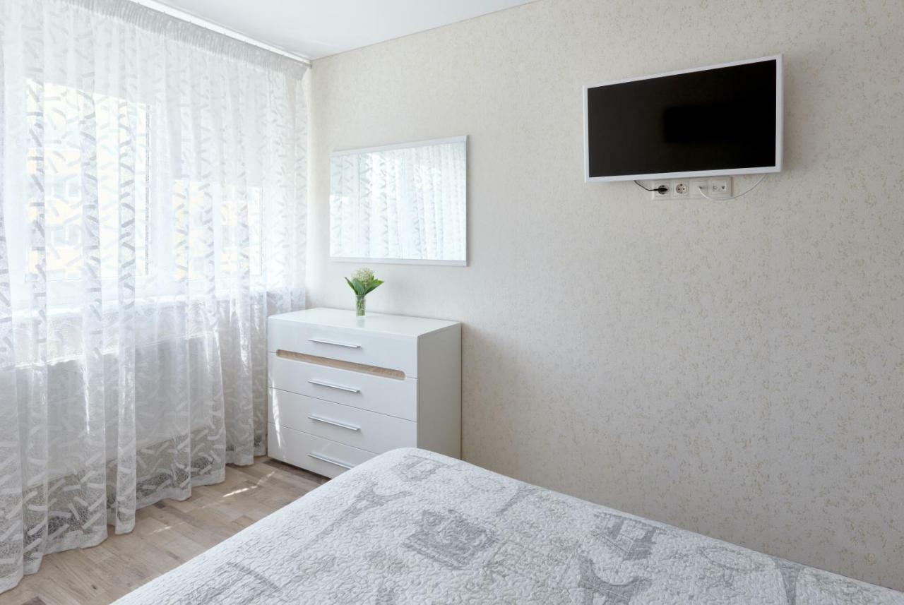 088 Apartment Near Airport Zhulyan Kiew Exterior foto